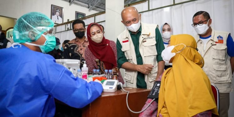 Difasilitasi LPDB-KUMKM, Ratusan UMKM di Purbalingga di Vaksinasi Covid-19