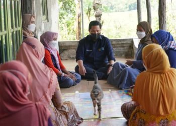 Erick Thohir Kagumi Emak-emak Nasabah PNM Belajar Jualan Online