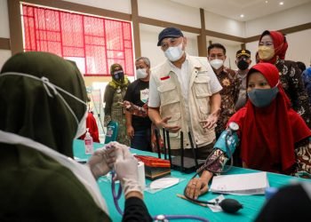 Sinergi KemenKopUKM, Kospin Jasa, dan HIPPINDO Gelar Vaksinasi Massal di Brebes
