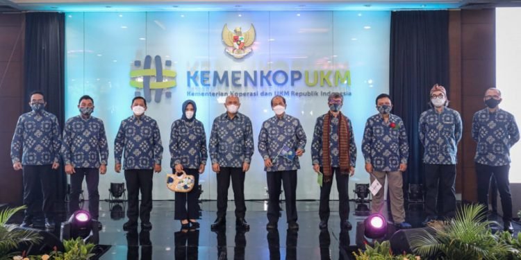 Percepat Ekosistem Transformasi Koperasi dan UMKM, KemenkopUKM Luncurkan Logo Baru Berteknologi Modern