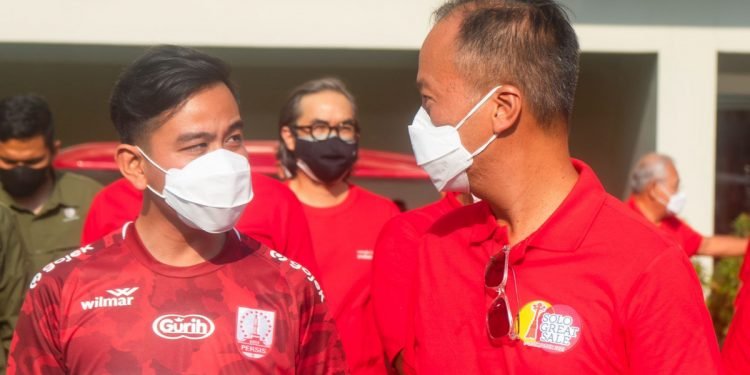 Gandeng Gibran Rakabuming, Menperin Agus Percepat Kecakapan Digital IKM di Surakarta