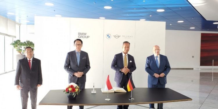 Menperin Paparkan Peluang Investasi Ekosistem EV ke BMW dan Mercedes-Benz