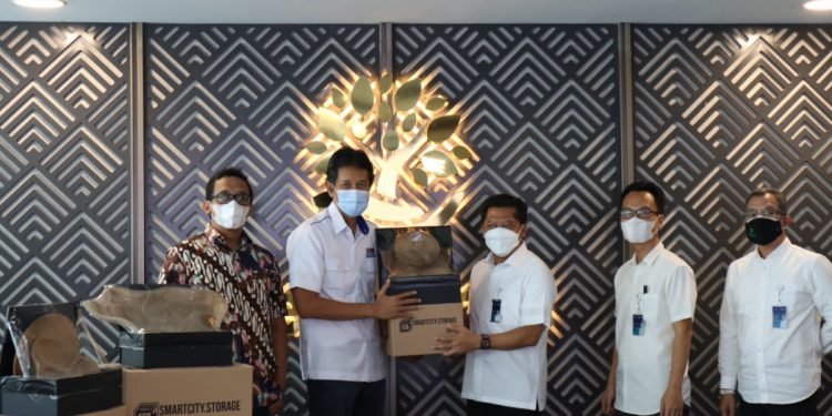 Rangkul In Your Hand, Perhutani Kenalkan Produk Kerajinan Jati Hasil Karya UKM Binaannya