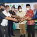 Dongkrak Kinerja Ekspor, MenKopUKM Lepas Pengiriman Mangga Gresik ke Singapura