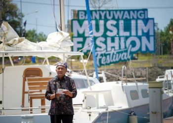 MenKopUKM Teten Masduki Harap Banyuwangi Muslim Fashion Festival 2021 Percepat RI Jadi Pusat Fesyen Dunia