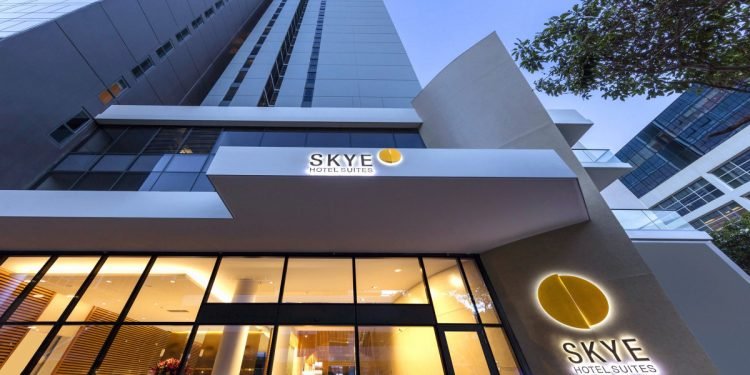 SKYE Suites Milik Crown Group bersama TV Sydney Weekender Ciptakan Reunion With Friend & Family Competition
