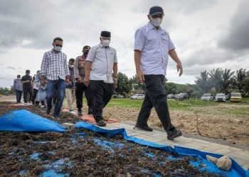 Menteri Teten Dorong Budidaya Lobster Jadi Produk Unggulan Daerah Lombok Timur