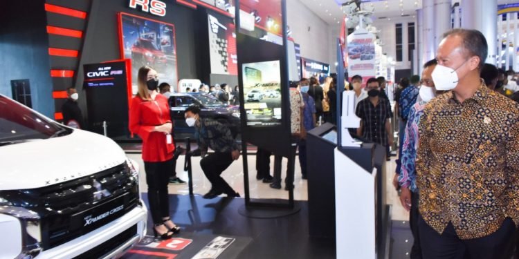 Produksi Mobil Lampaui Target, Penjualan Naik 71 Persen