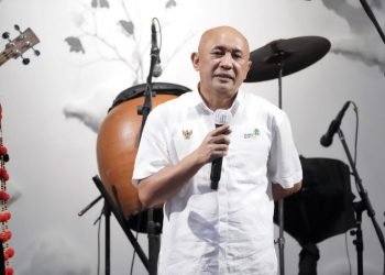 MenKopUKM Teten Masduki Lepas Lair Band Tur ke Enam Negara