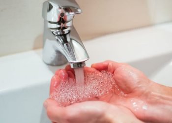 Terbitkan Buku, Kementerian PUPR Dorong Kinerja BUMD Air Minum