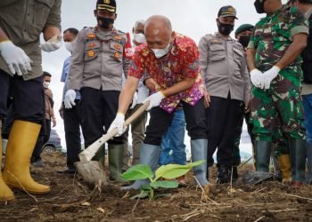 MenKopUKM Siap Bangun Korporatisasi Petani Pisang Cavendis di Bener Meriah Aceh