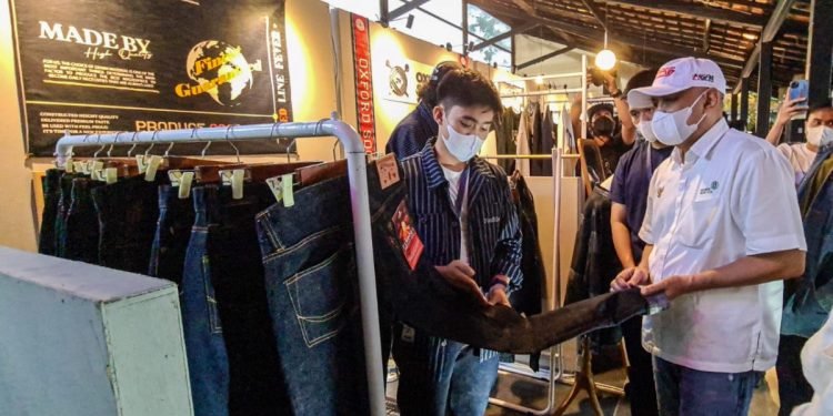 MenKopUKM Ajak Komunitas Denim Perkuat Kebanggaan Terhadap Brand Lokal