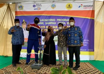 Pertamina Lubricants Luncurkan ‘Bayar Listrik Dengan Sampah’, Program Kolaborasi Kepedulian Lingkungan