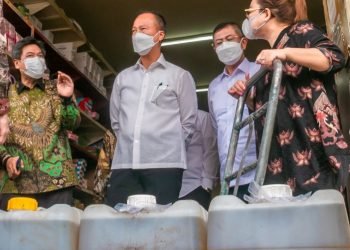 Sidak Ke Distributor Minyak Goreng, Menperin: Pengawasan Jadi Kunci