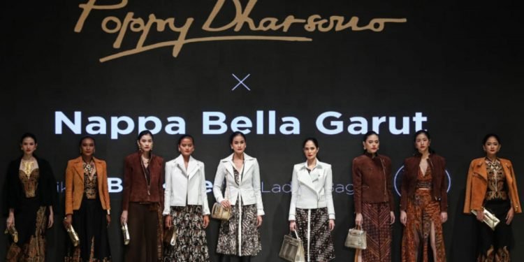 MenKopUKM: IFW 2022 Jadi Ajang Membangun Pondasi Industri Fashion Indonesia