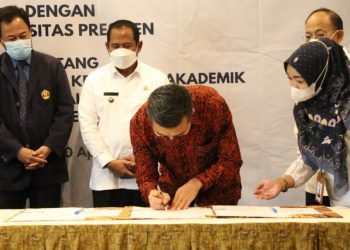 Bangun Pengembangan Sistem Kesehatan Akademik, President University Teken MoU dengan Pemkab Bekasi