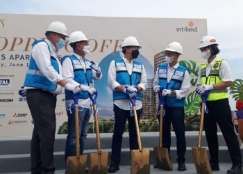 Intiland Gelar Tahapan Topping Off Apartemen SQ Rés