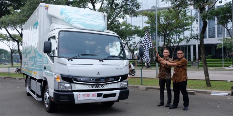 KTB – B-Log Jalin Kolaborasi Mulai PoC Truk Listrik