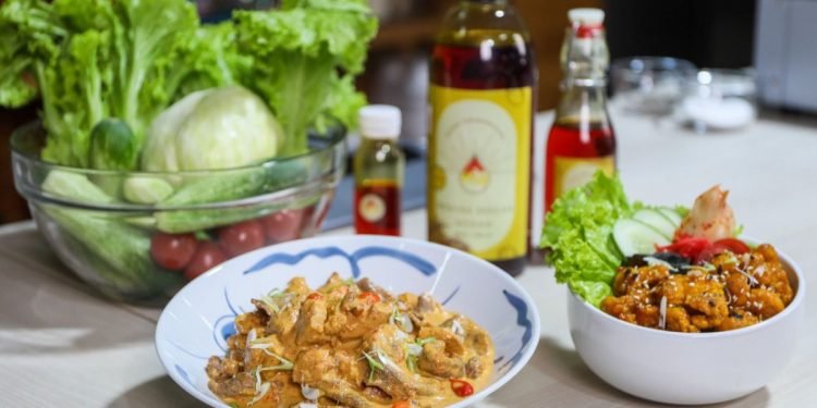 KemenKopUKM Pastikan Minyak Makan Merah Hanya Dapat Diproduksi Koperasi Petani Sawit