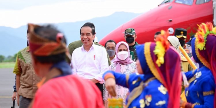 Hari Kedua di NTB, Presiden akan Serahkan Bansos hingga Resmikan Bendungan