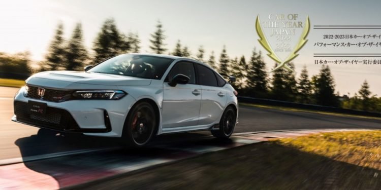 Honda Civic e:HEV dan Honda Civic Type R Raih Penghargaan Bergengsi Japan Car of the Year 2022-2023