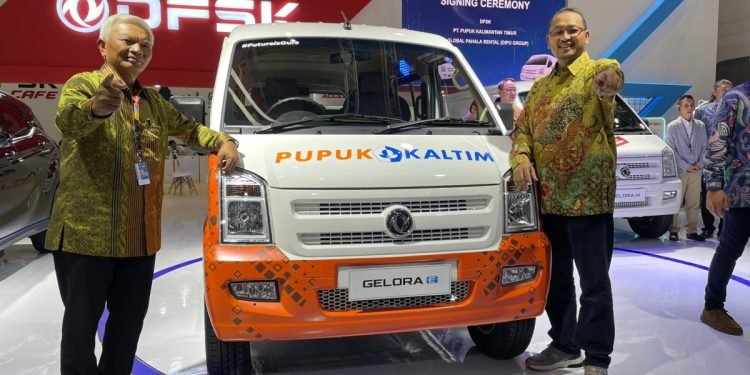 Sah! DFSK Suplai Mobil Listrik untuk Pupuk Kaltim