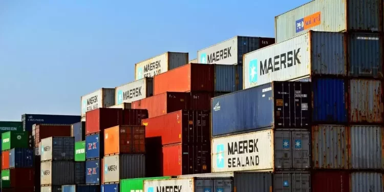 Tak Hanya Pakaian Bekas, RI Juga Kebanjiran Impor Ampas & Sisa Industri Makanan dari Brasil