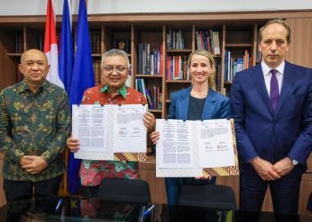 KemenKopUKM – IFI & Pintu Incubator Teken Kerja Sama  Perluas Pasar UKM Fesyen ke Pasar Global