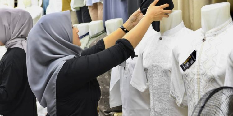 Pasar Tanah Abang Sepi, MenKopUKM Ingin Ada Keberpihakan Regulasi Tranformasi Digital