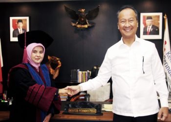 Kemenperin Kukuhkan Guru Besar Pendidikan Vokasi