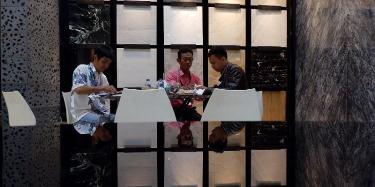 Tegas! Kadin Sebut Kebijakan Antidumping Tak dapat Perbaiki Industri Keramik Nasional