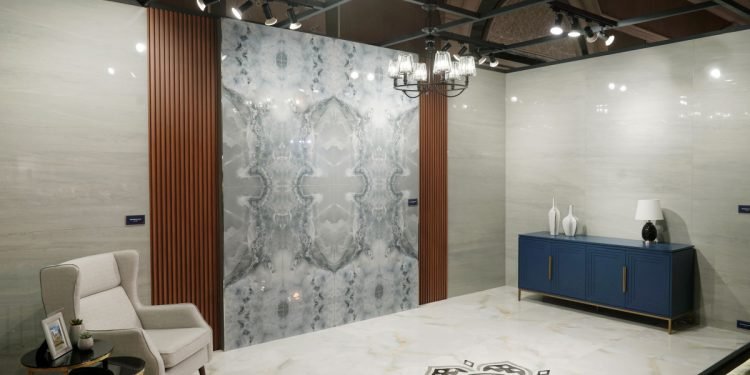 Roman Luncurkan 37 Koleksi Baru dengan 50 Motif Berkelas Premium