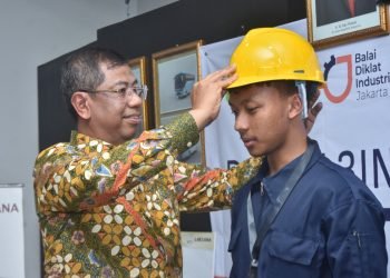 Topang Kemajuan Industri Otomotif, Kemenperin Cetak Tenaga Las Kompeten