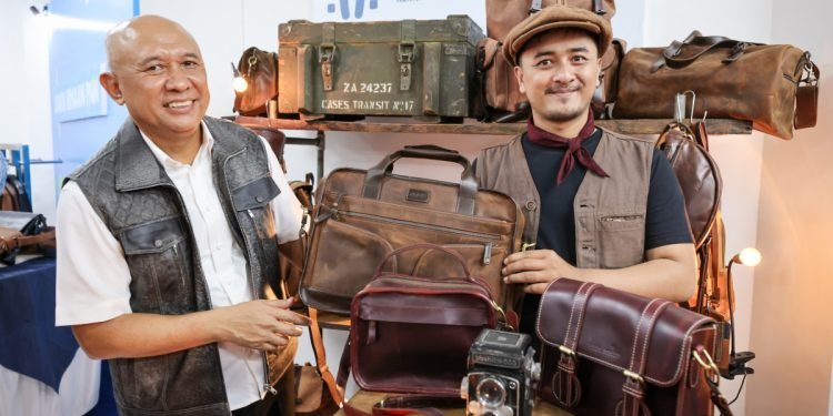 Menteri Teten Dorong Produk Kulit Garut Bisa Setara Kualitas Brand Italia