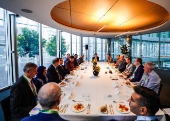 Menparekraf Ajak Investor Australia Perkuat Investasi di Sektor Parekraf Indonesia