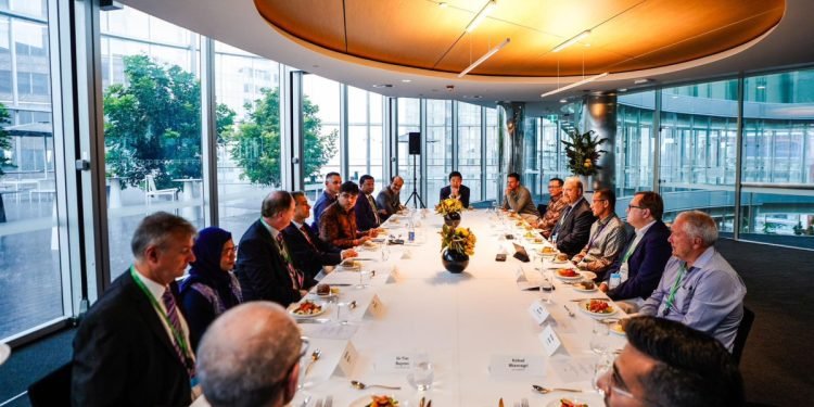 Menparekraf Ajak Investor Australia Perkuat Investasi di Sektor Parekraf Indonesia