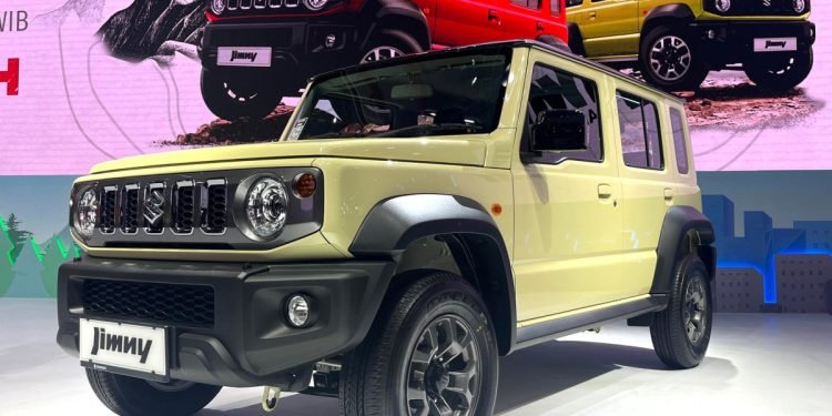 Suzuki Jimny 5-Door Resmi Meluncur di IIMS 2024