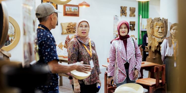 Kemenperin: IKM Furnitur Perlu Ciptakan Produk Inovatif dan Ramah Lingkungan