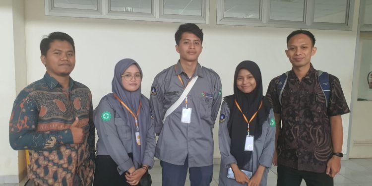 Gelar Penelitian Industri Hijau, Mahasiswa Politeknik Kemenperin Raih Juara Karya Tulis Ilmiah Nasional