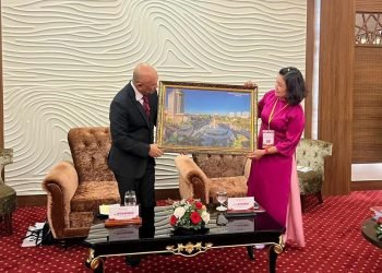 Terbang ke Vietnam, Menteri Teten Jejaki Kerja Sama Sektor Agrikultur dan Akuakultur