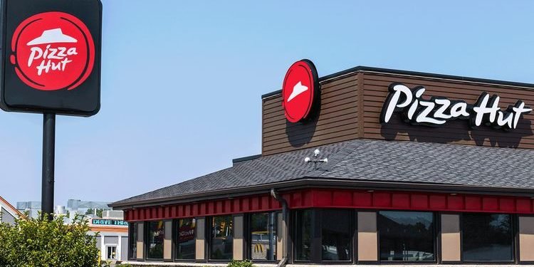 Melesat 310,51%, Rugi Bersih Pizza Hut Capai Rp96,22 Miliar
