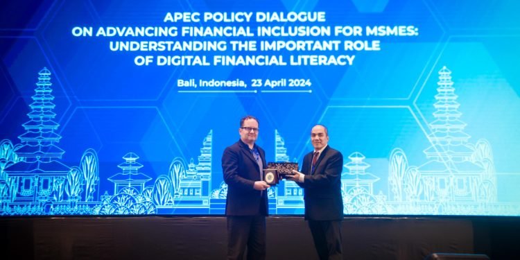 Dorong Inklusi Keuangan UMKM, KemenKopUKM Gelar Policy Dialogue Sebagai Side Event 57th APEC SMEWG