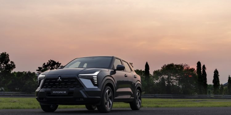 Mitsubishi Xfoce (3)