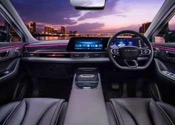 Black Interior Omoda E5 (1)