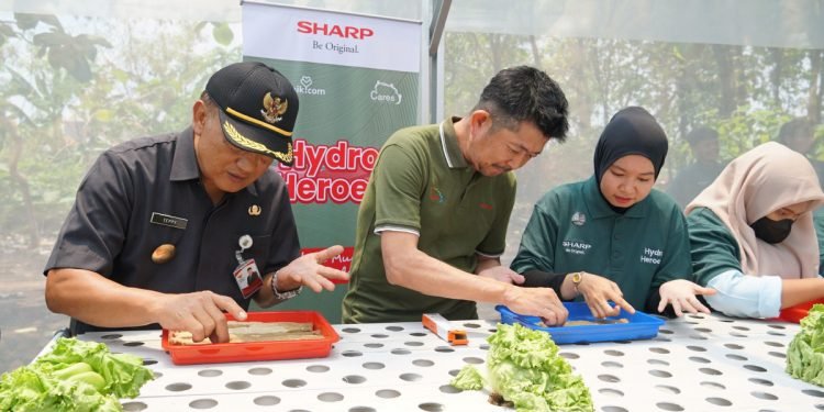 Sharp Luncurkan Program Kewirausahaan Bidang Pertanian Untuk Anak Muda Indonesia
