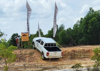 MMKSI Ajak Konsumen di Pekanbaru Jajal Ketangguhan Mitsubishi All-New Triton di Berbagai Medan Off-Road