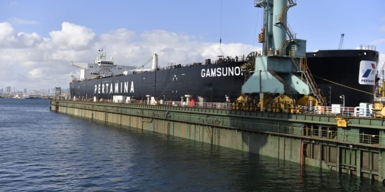 Kapal Gamsunoro Milik PIS Makin Prima dan Bersiap Menuju Terusan Panama