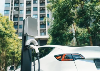 Miliki Cadangan Nikel 5,3 Miliar Ton, Indonesia Berpotensi Jadi Pemain Kunci Ekosistem EV