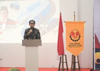 Beri Kuliah Umum di Morowali, Wamenperin Ajak Mahasiswa Majukan Industri Nasional