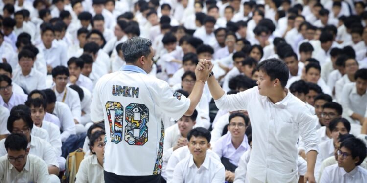 Menteri Maman Ajak Mahasiswa UI Dobrak Masa Depan Bangsa Lewat Wirausaha